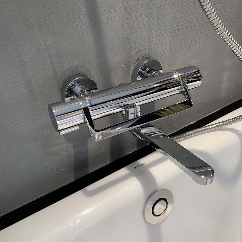 Sen tắm nhiệt độ TOTO TBV03429V