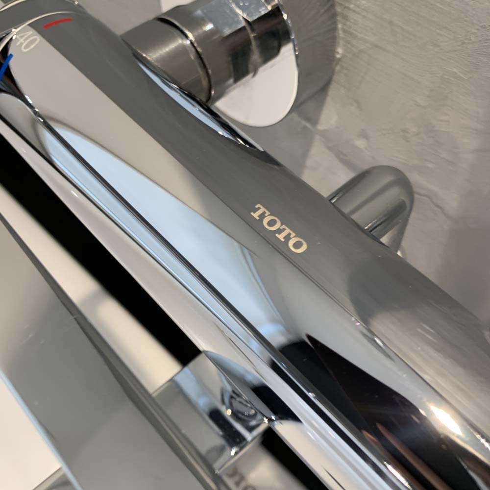 Sen tắm nhiệt độ TOTO TBV03429V