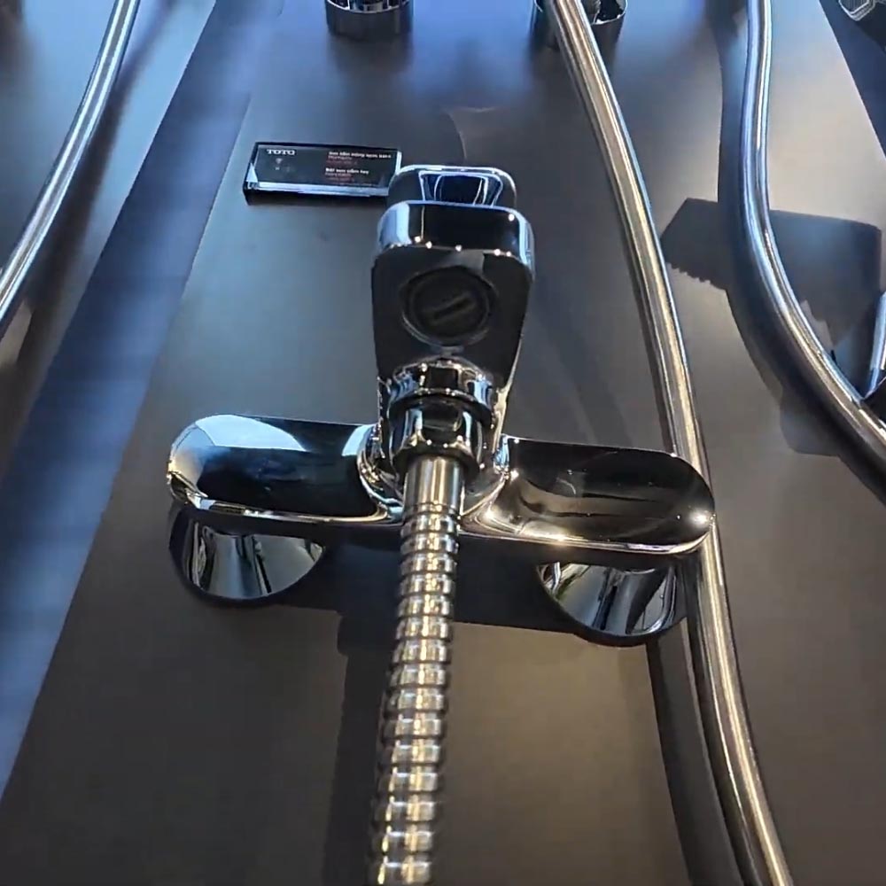 Bộ sen tắm nóng lạnh TOTO TTMR302V DGH108ZR (5 chế độ)