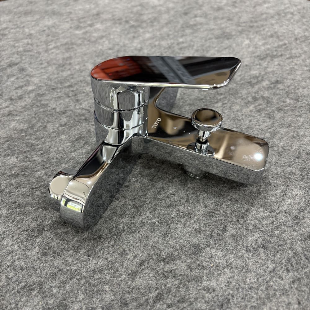 Củ sen tắm nóng lạnh Rei-S TOTO TTMR302V