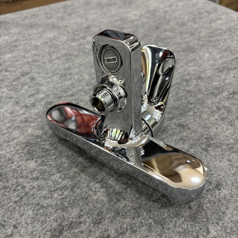 Củ sen tắm nóng lạnh Rei-S TOTO TTMR302V