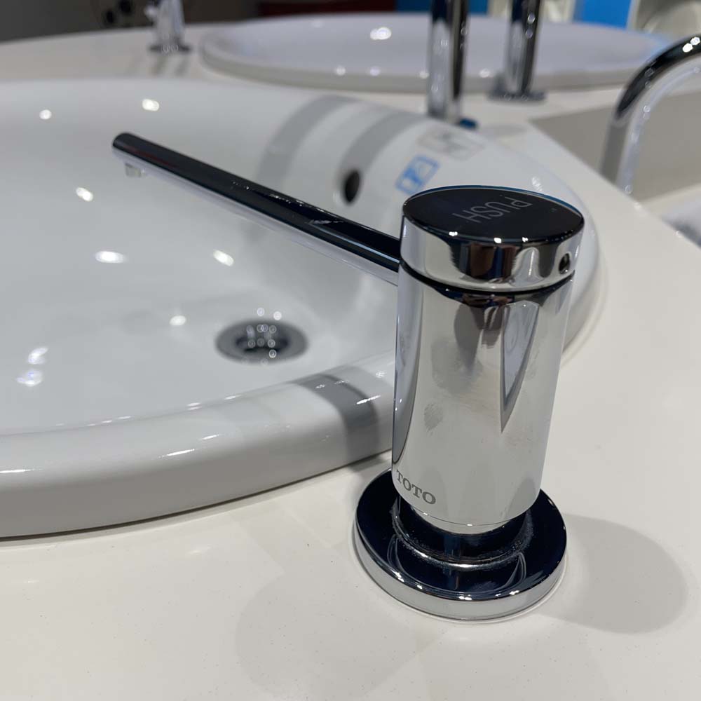 Hộp đựng xà phòng TOTO TX728AEV1Z dạng nhấn lắp trên bàn