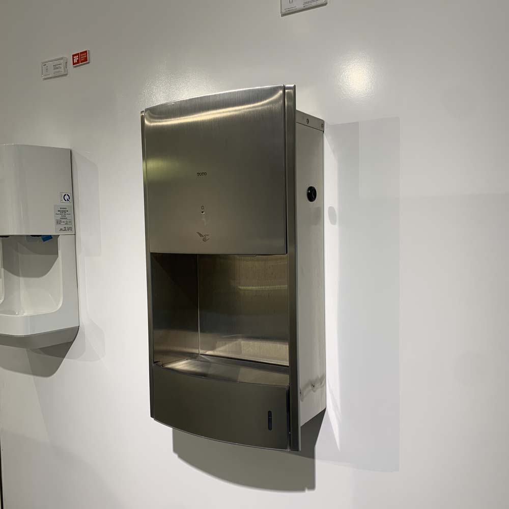 Máy sấy tay âm tường TOTO TYC602 có khay hứng nước