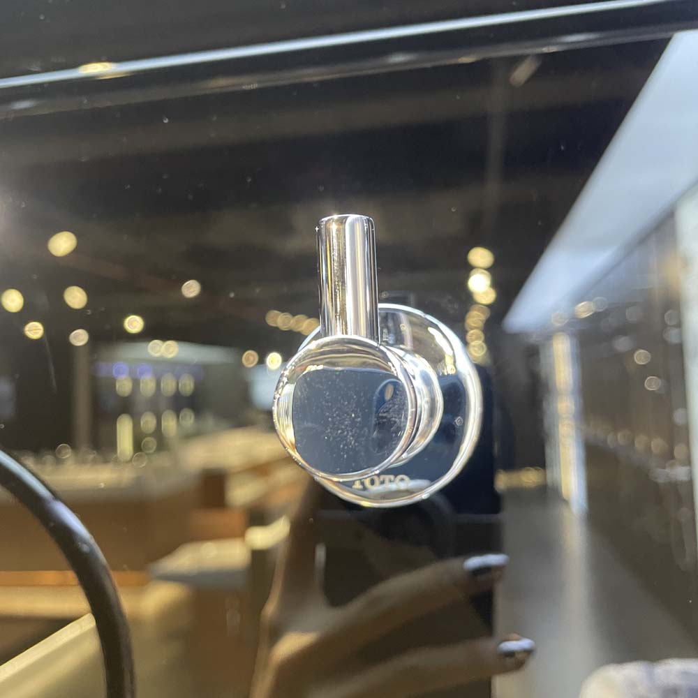 Móc áo L tròn TOTO YRH406V