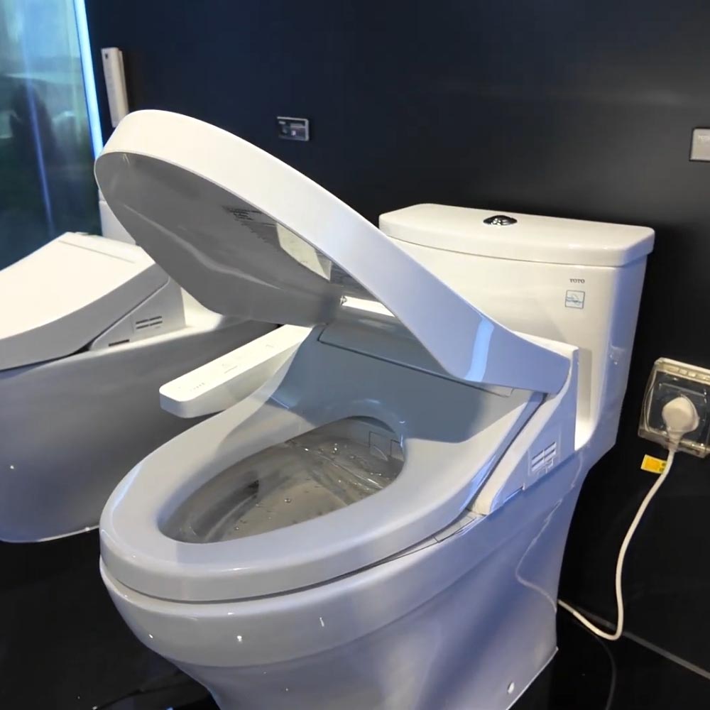 Nắp bồn cầu thông minh Washlet C2 TOTO TCF23460AAA (W17) dành cho bồn cầu giấu dây