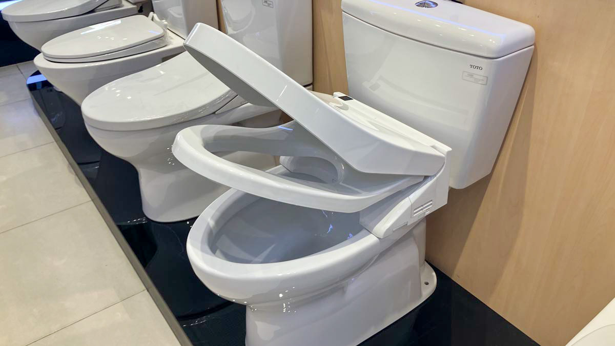 Nắp bồn cầu thông minh Washlet C5 TOTO TCF24410AAA (W14)