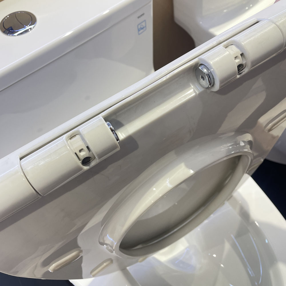 Nắp bồn cầu đóng êm TOTO TC600VS (T8)