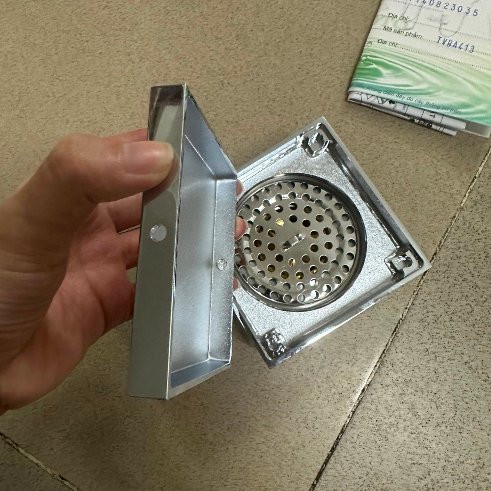 Ga thoát sàn TOTO TVBA413 10x10cm