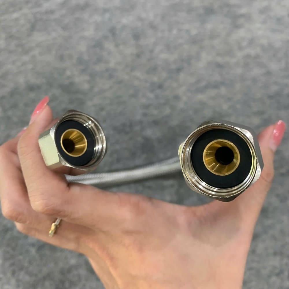 Dây cấp nước 50cm TOTO H260033-1