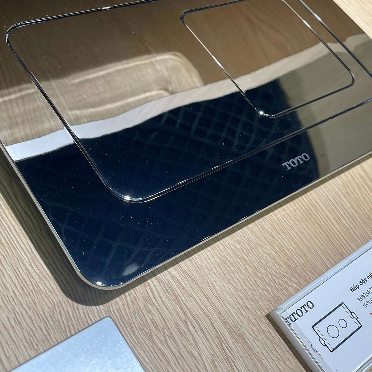 Mặt nạ xả nhấn TOTO HMB003CPR-2