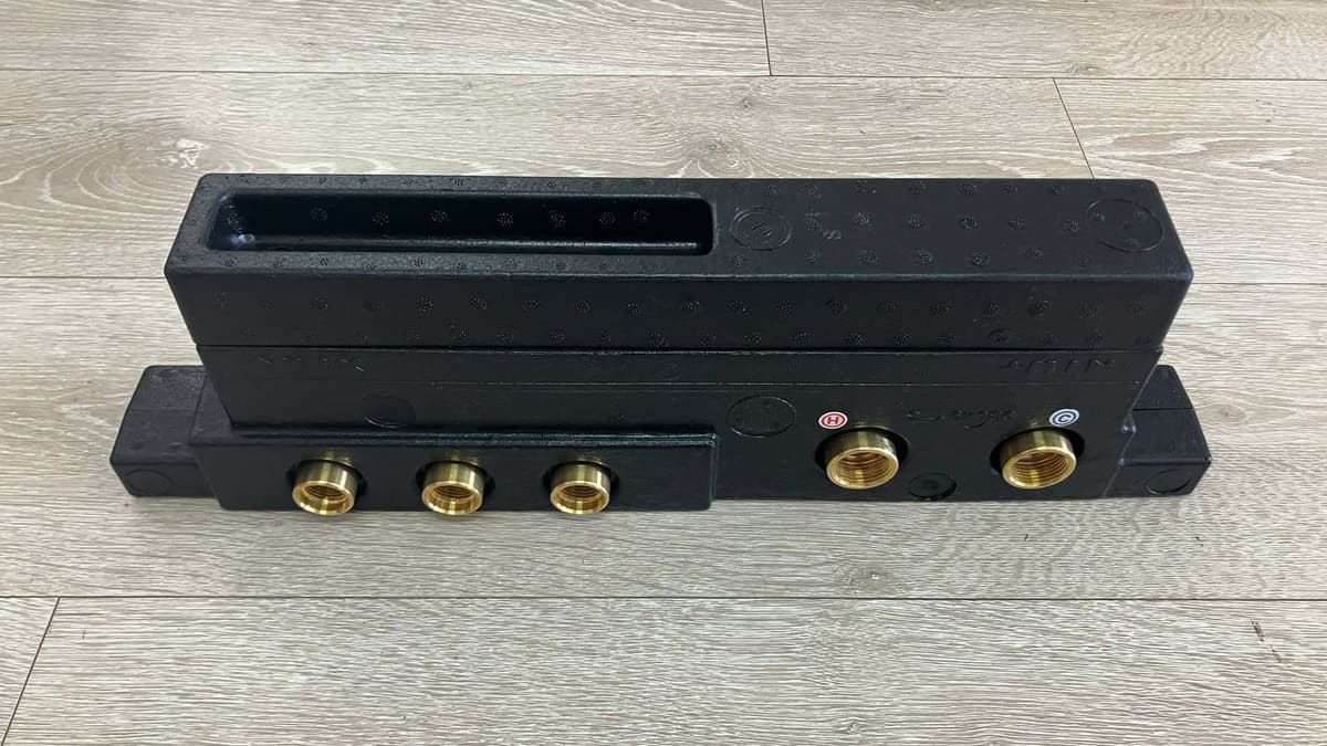 Phụ kiện âm tường TOTO TBN11DC0A (3 đường nước ra)