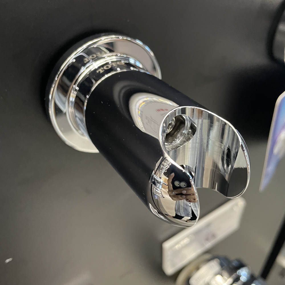 Gác sen kèm cút nối tường TOTO TBW07021A dòng G dáng tròn