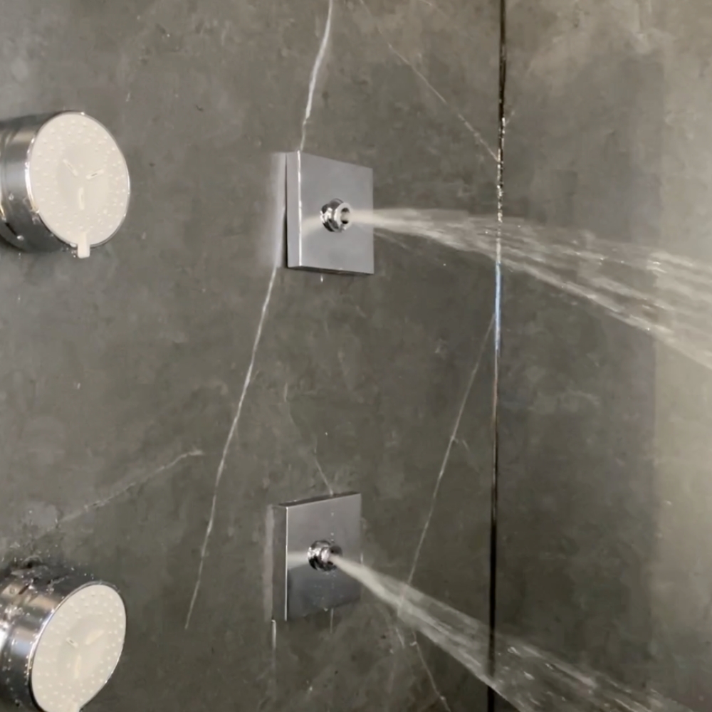 Đầu phun sen TOTO TBW08008A âm tường dòng G loại vuông 1 chế độ