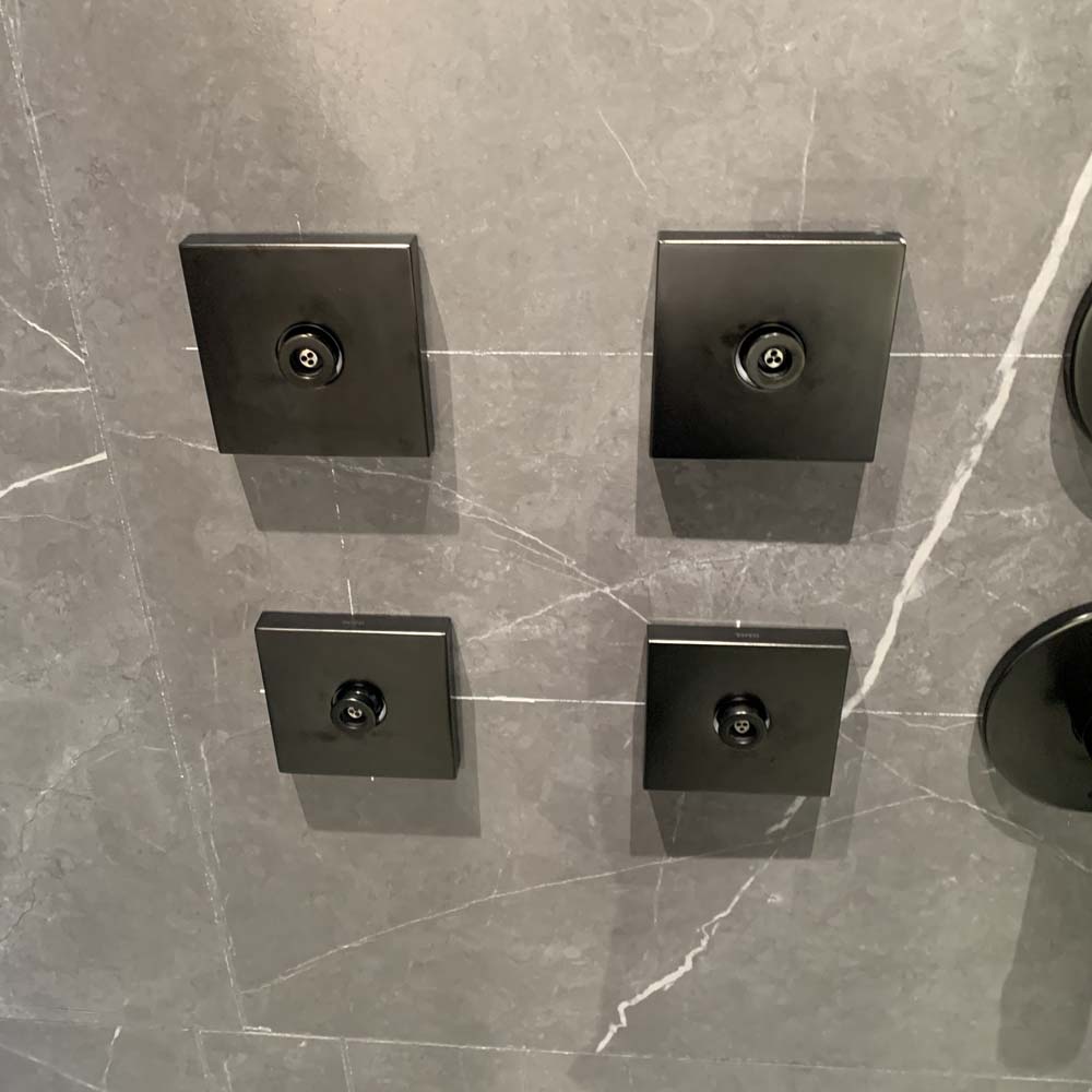 Đầu phun sen TOTO TBW08008A âm tường dòng G loại vuông 1 chế độ