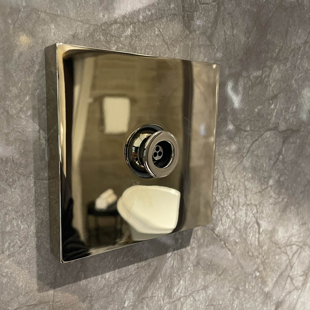 Đầu phun sen TOTO TBW08008A âm tường dòng G loại vuông 1 chế độ