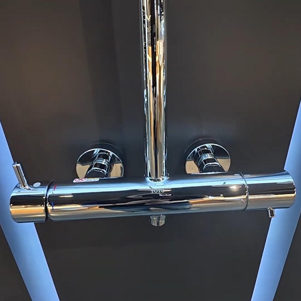 Sen cây nóng lạnh TOTO TBW01302AB dòng G (không xả bồn)