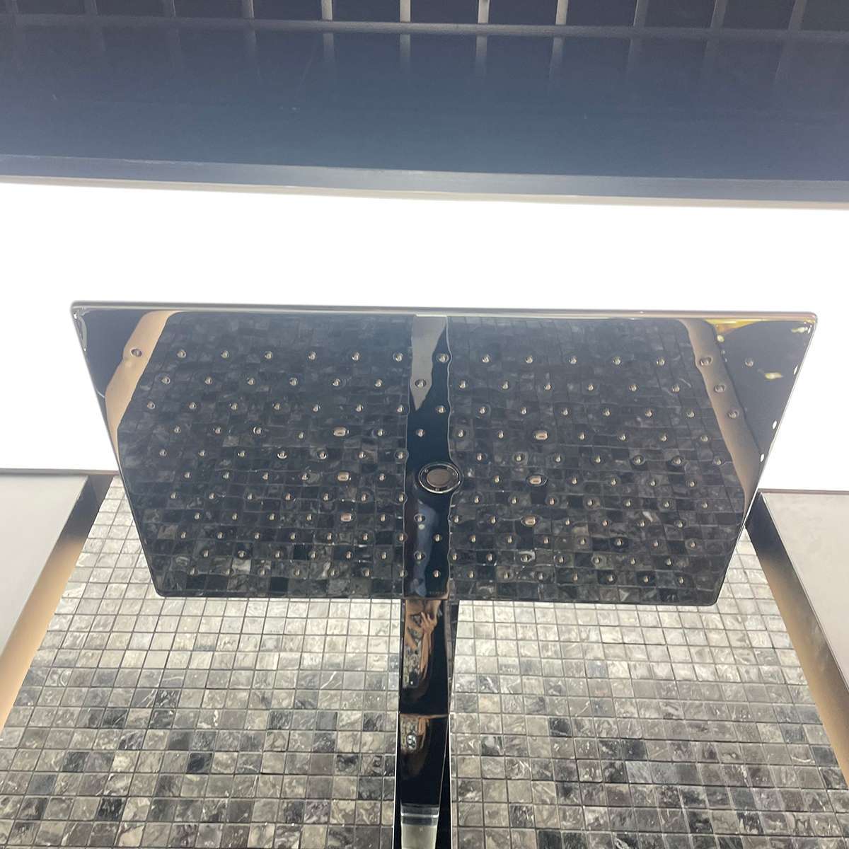 Bộ sen cây nhiệt độ TOTO TBW08407A dòng Z series kệ để đồ màu trắng