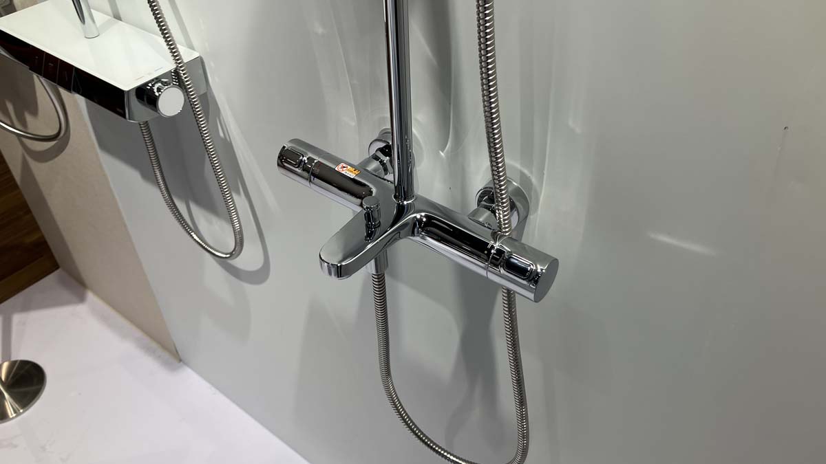 Sen cây nhiệt độ TOTO TBW11440V (kèm vòi xả bồn)