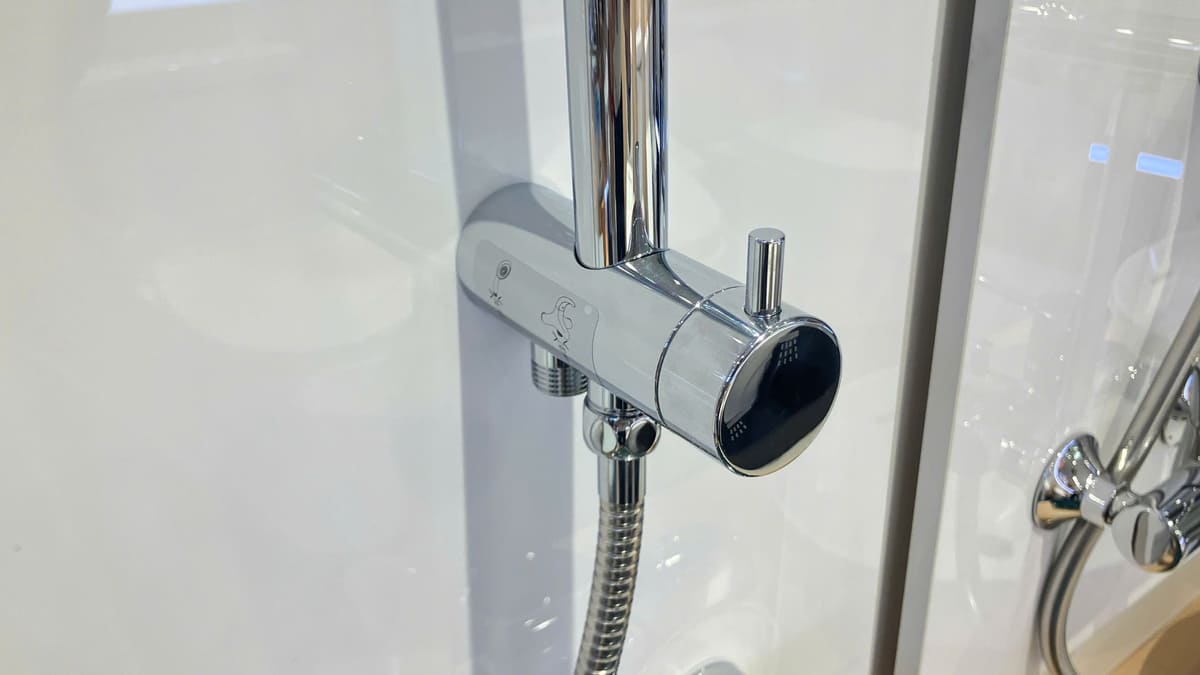 Thân sen cây TOTO TBW13020V