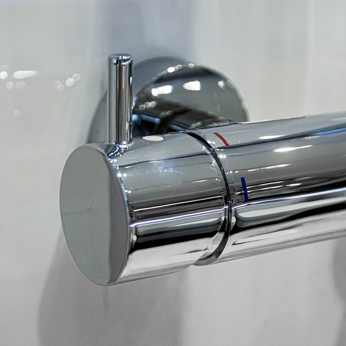 Sen cây nóng lạnh TOTO TBW01301AB dòng G kèm vòi xả bồn