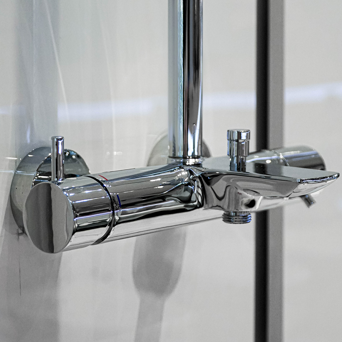 Sen cây nóng lạnh TOTO TBW01301AB dòng G kèm vòi xả bồn