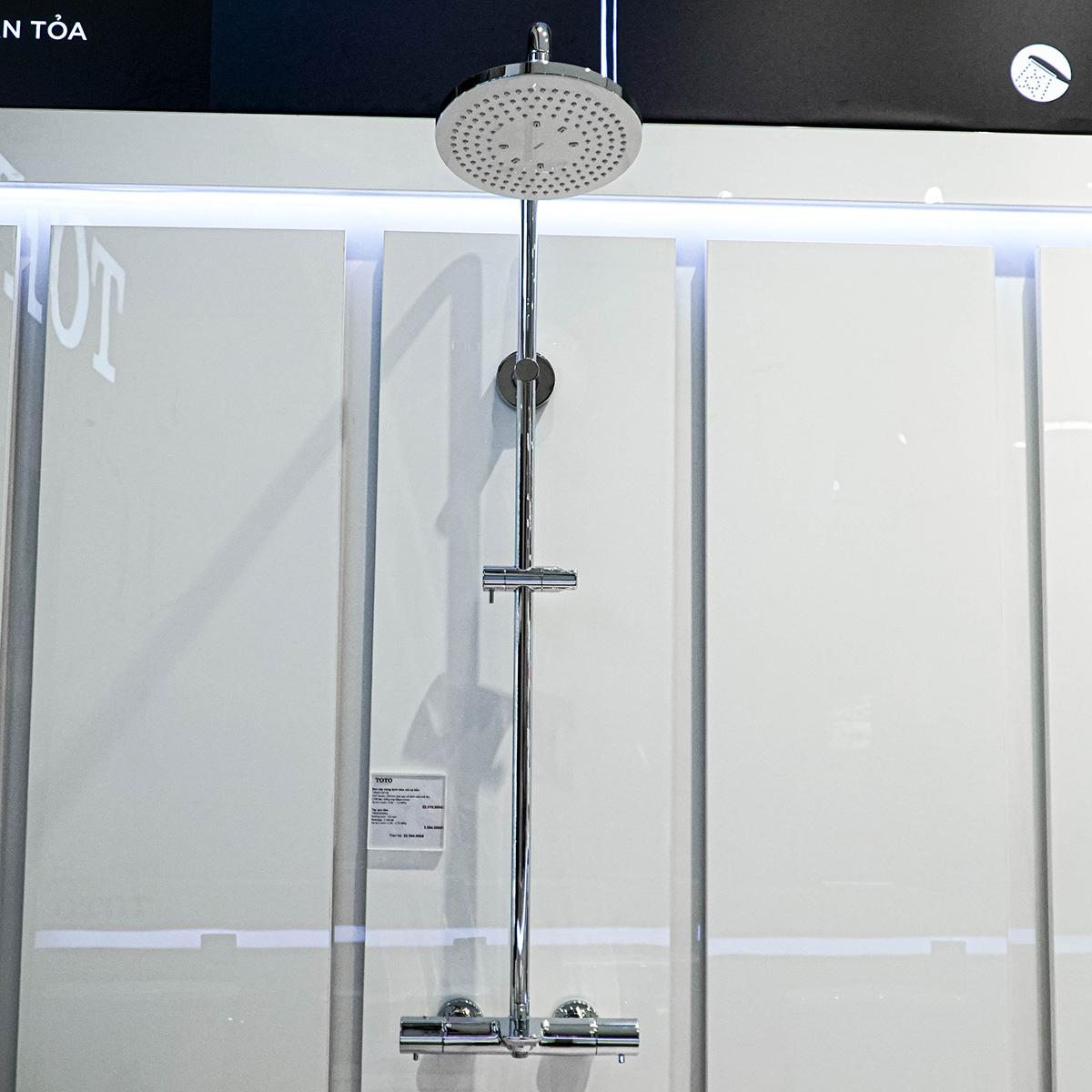 Sen cây nhiệt độ TOTO TBW01401AA dòng G kèm vòi xả bồn