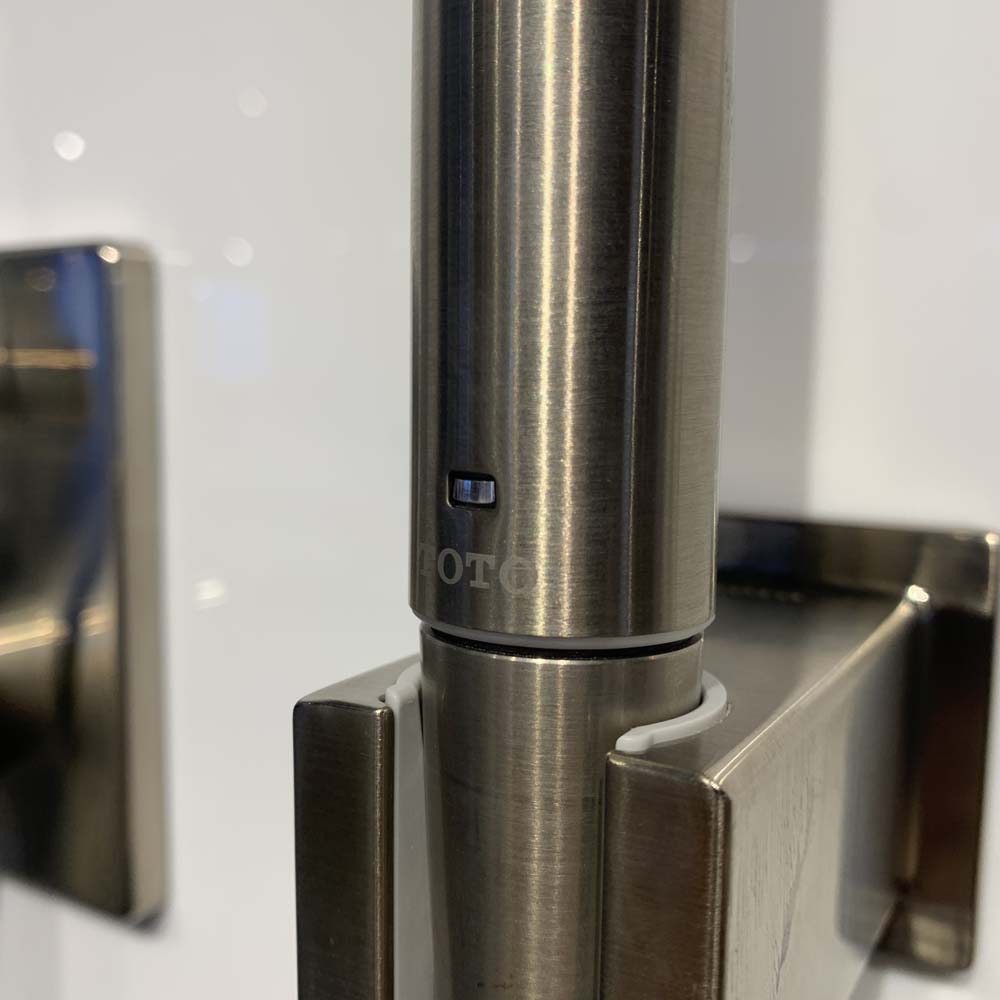 Tay sen tắm TOTO TBW02017A