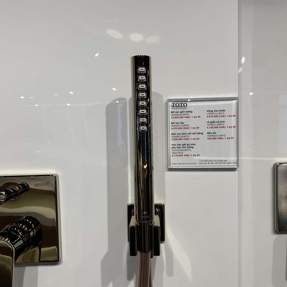 Tay sen tắm TOTO TBW02017A