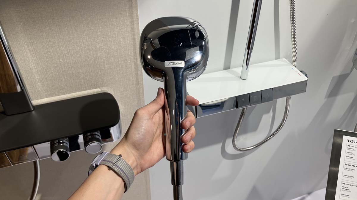 Tay sen tắm TOTO TBW15CE0A (4 chế độ)
