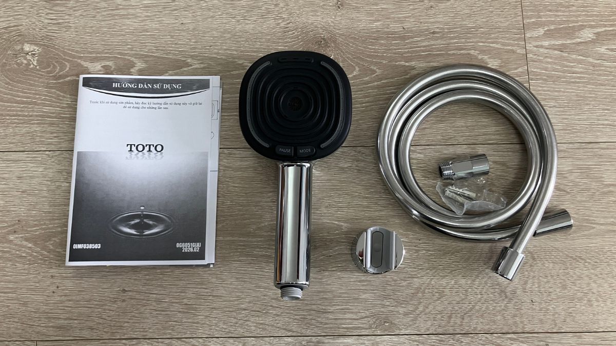 Tay sen tắm TOTO TBW15DE0A (4 chế độ, nút dừng nước)