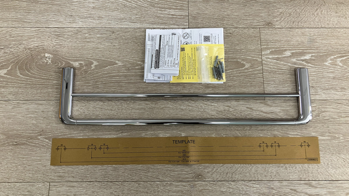 Thanh vắt khăn đôi TOTO YT411W6V