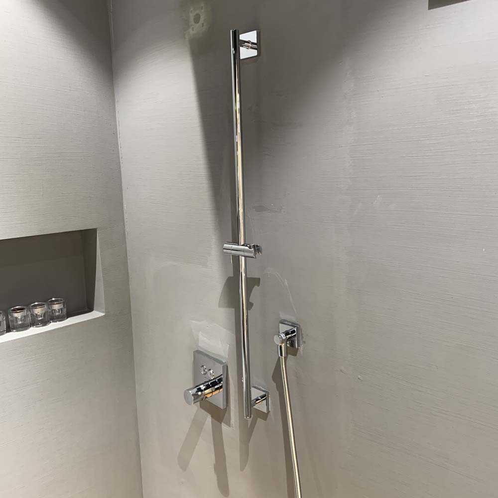 Thanh trượt sen tắm TOTO TBW02011B (959 mm)