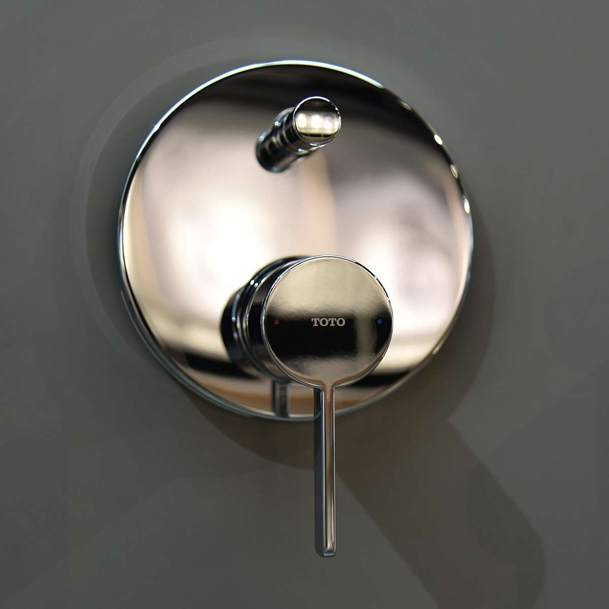 Van gật gù điều chỉnh nóng lạnh kèm nút chuyển hướng và phụ kiện âm tường TOTO TBG11304VA TBN01001B