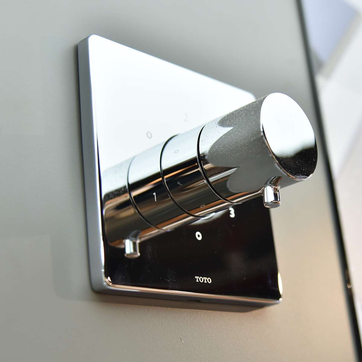 Van chuyển hướng 3 đường nước TOTO TBV02102B