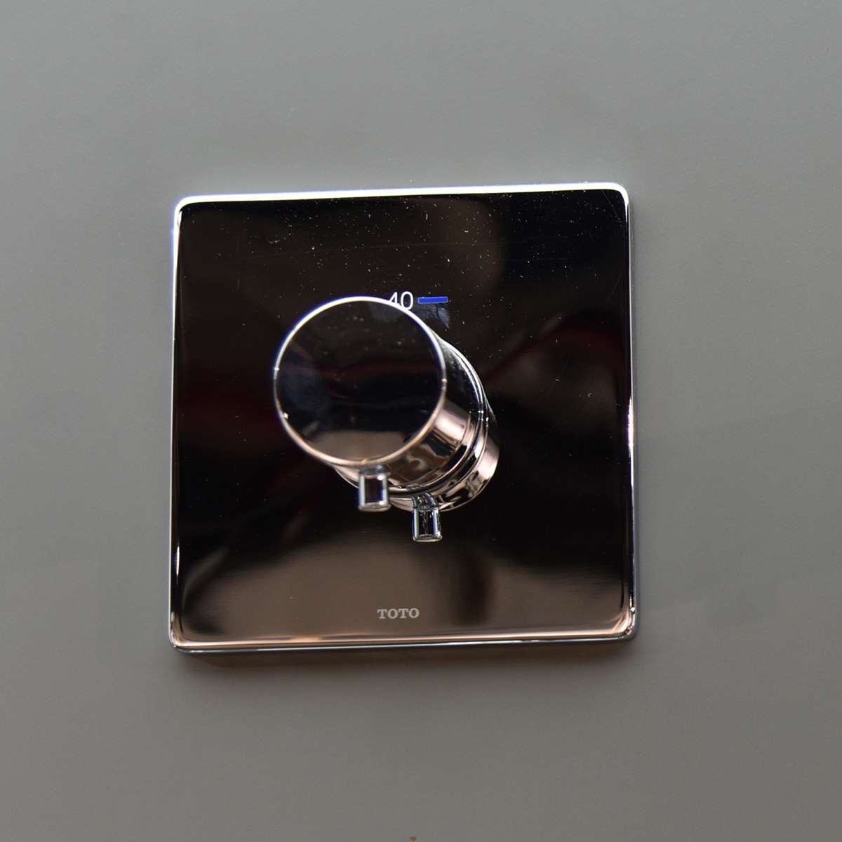 Van điều chỉnh nhiệt độ TOTO TBV02401B