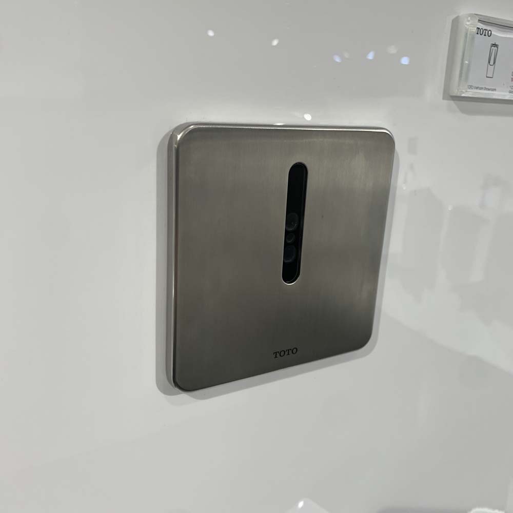 Van xả tiểu TOTO DUE126UE cảm ứng dùng điện