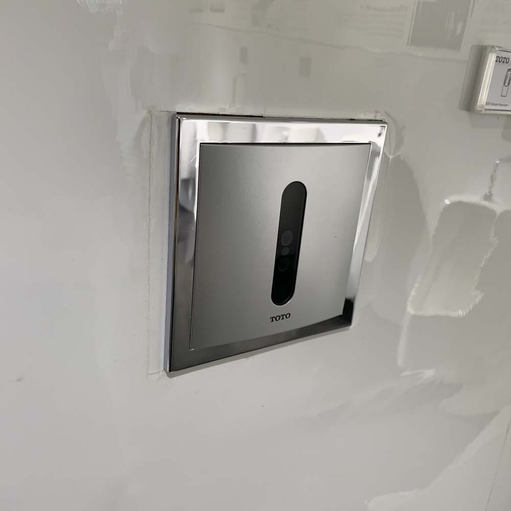 Van xả tiểu TOTO DUE126UPK cảm ứng dùng pin