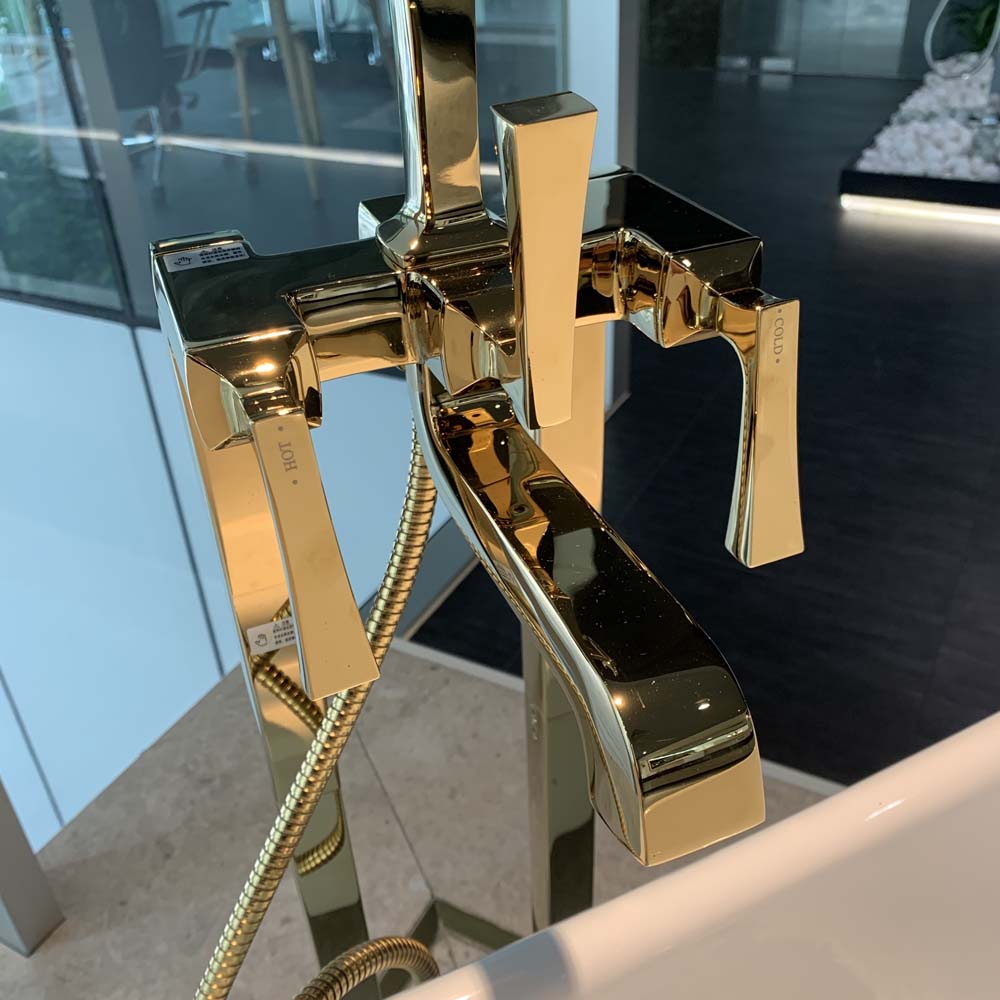 Vòi sen tắm xả bồn nóng lạnh Aerial Pulse TOTO DM209CF#PG