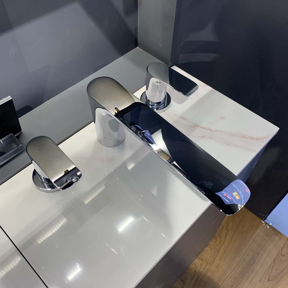 Vòi xả bồn tắm TOTO TBG04201BA nóng lạnh