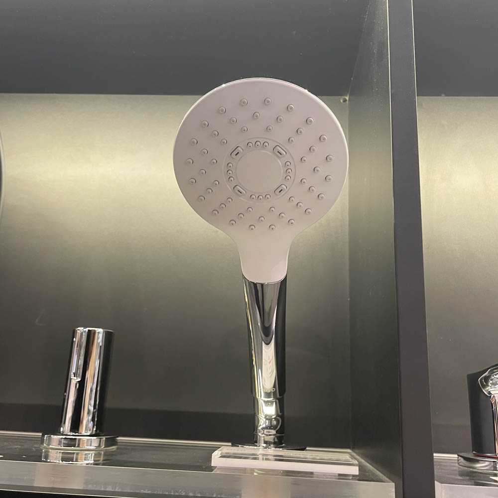 Vòi xả bồn tắm TOTO TBG11202A nóng lạnh kèm tay sen