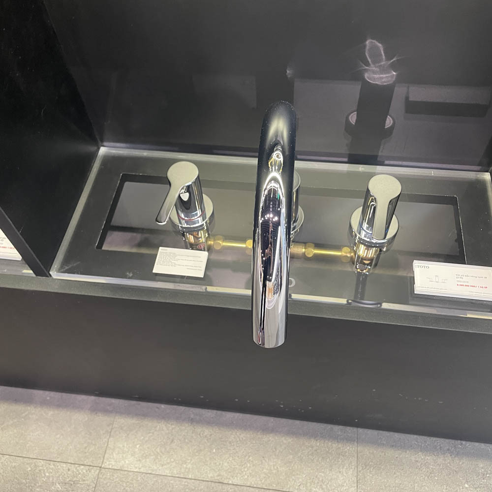 Vòi xả bồn tắm TOTO TBS01201BA nóng lạnh