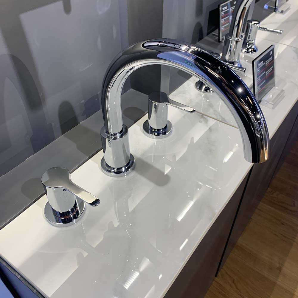 Vòi xả bồn tắm TOTO TBS01201BA nóng lạnh