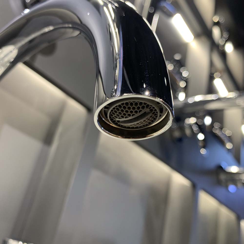 Vòi xả bồn tắm TOTO TBS02201BA nóng lạnh