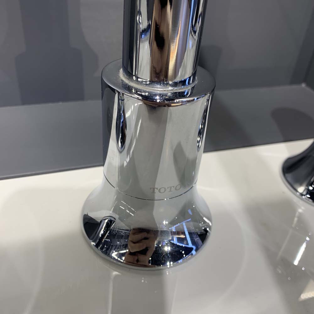 Vòi xả bồn tắm TOTO TBS02201BA nóng lạnh