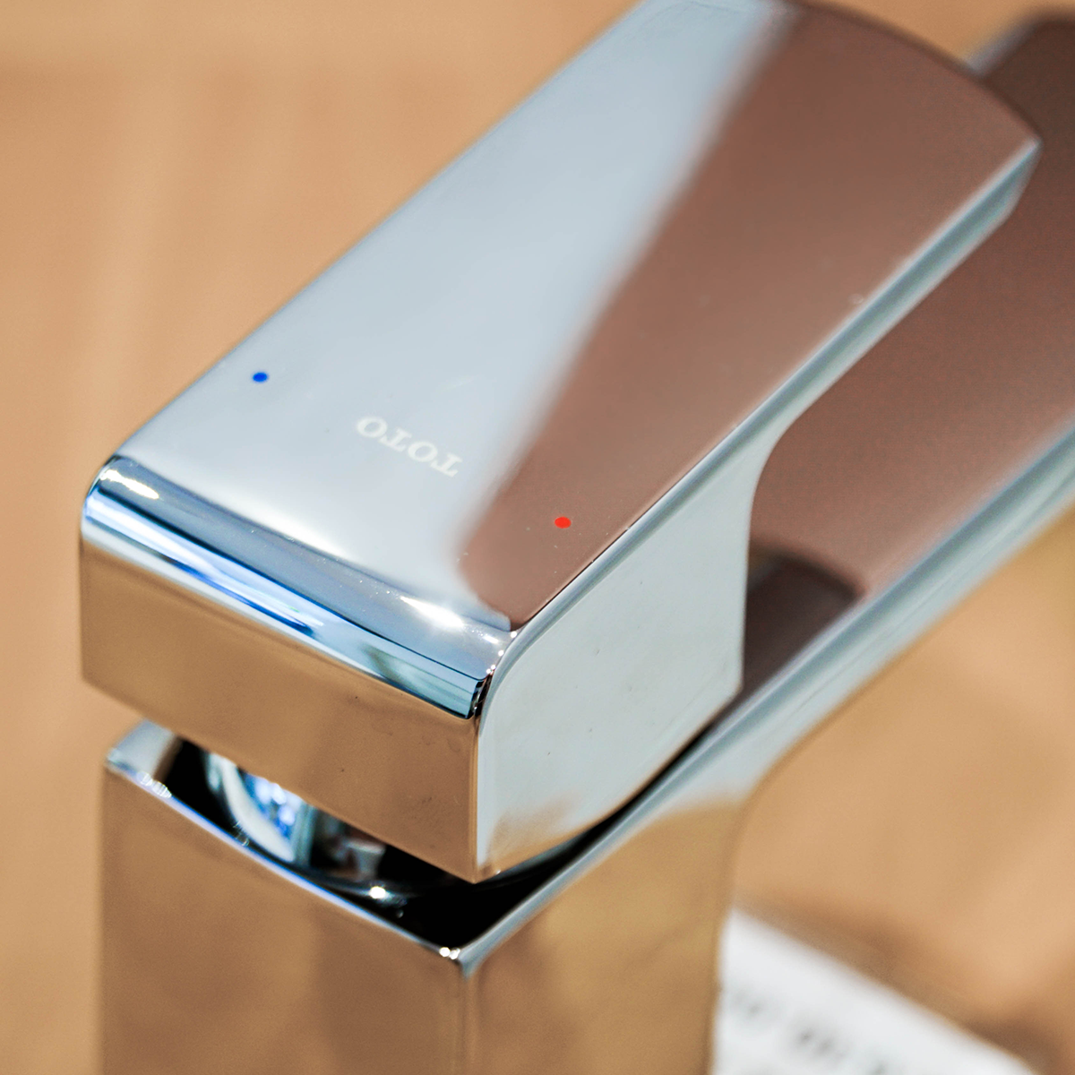 Vòi lavabo nóng lạnh GR TOTO TLG02301V