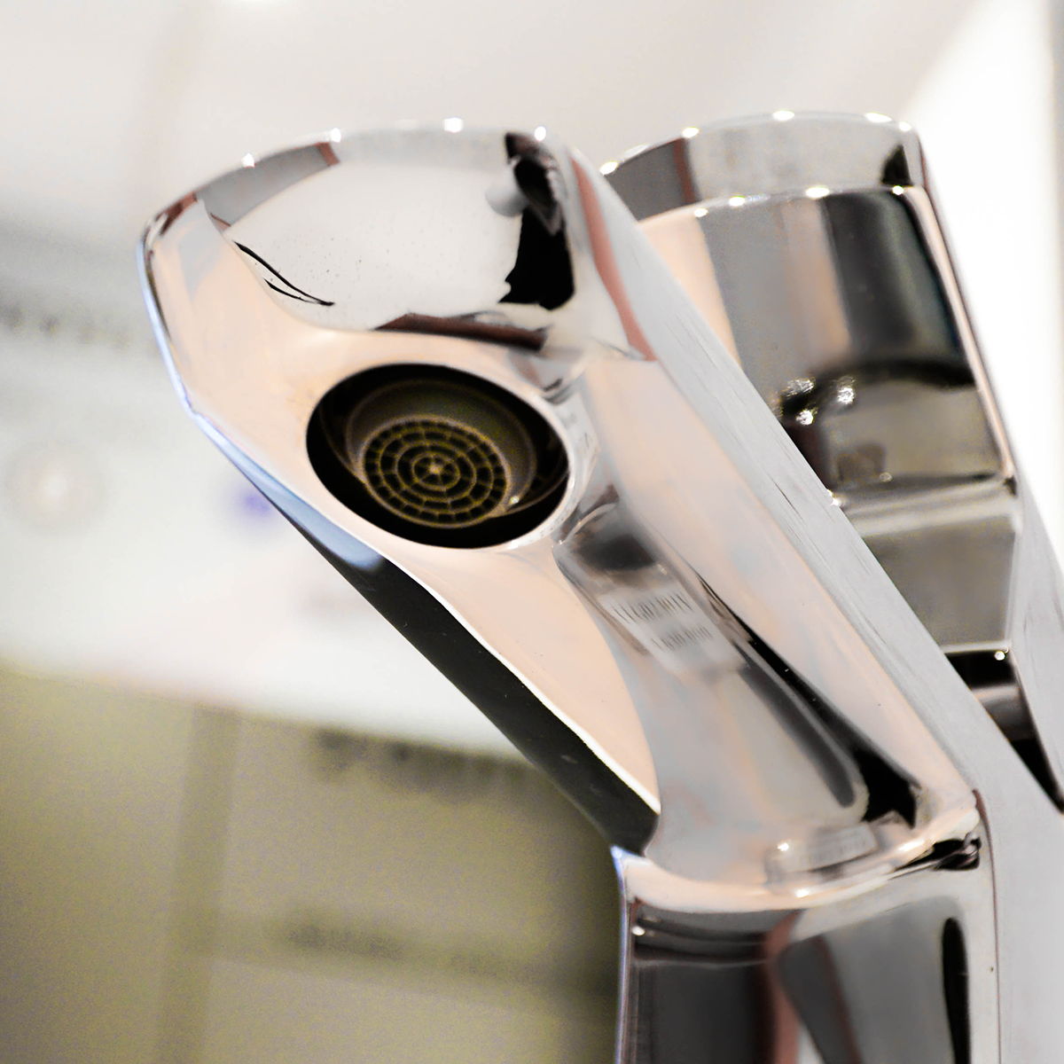 Vòi lavabo nóng lạnh GR TOTO TLG02301V