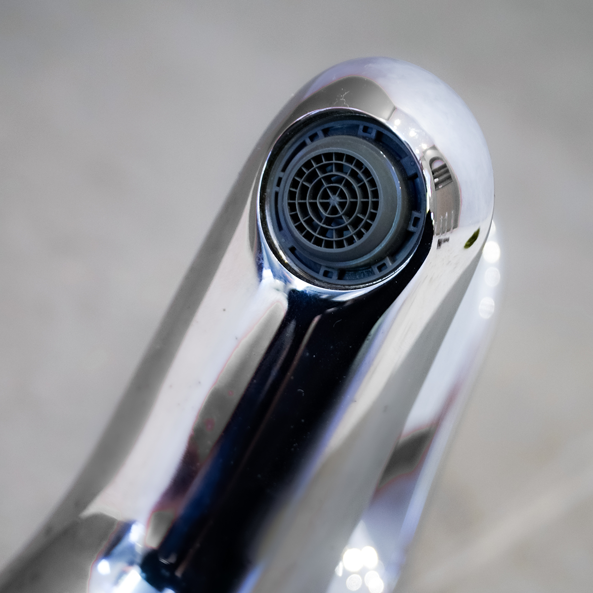 Vòi lavabo nóng lạnh LF TOTO TLS04306V