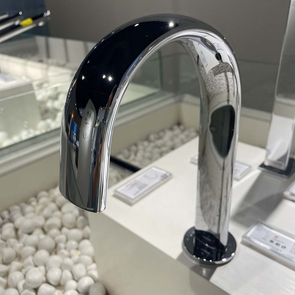 Vòi lavabo cảm ứng TOTO TLE24006A