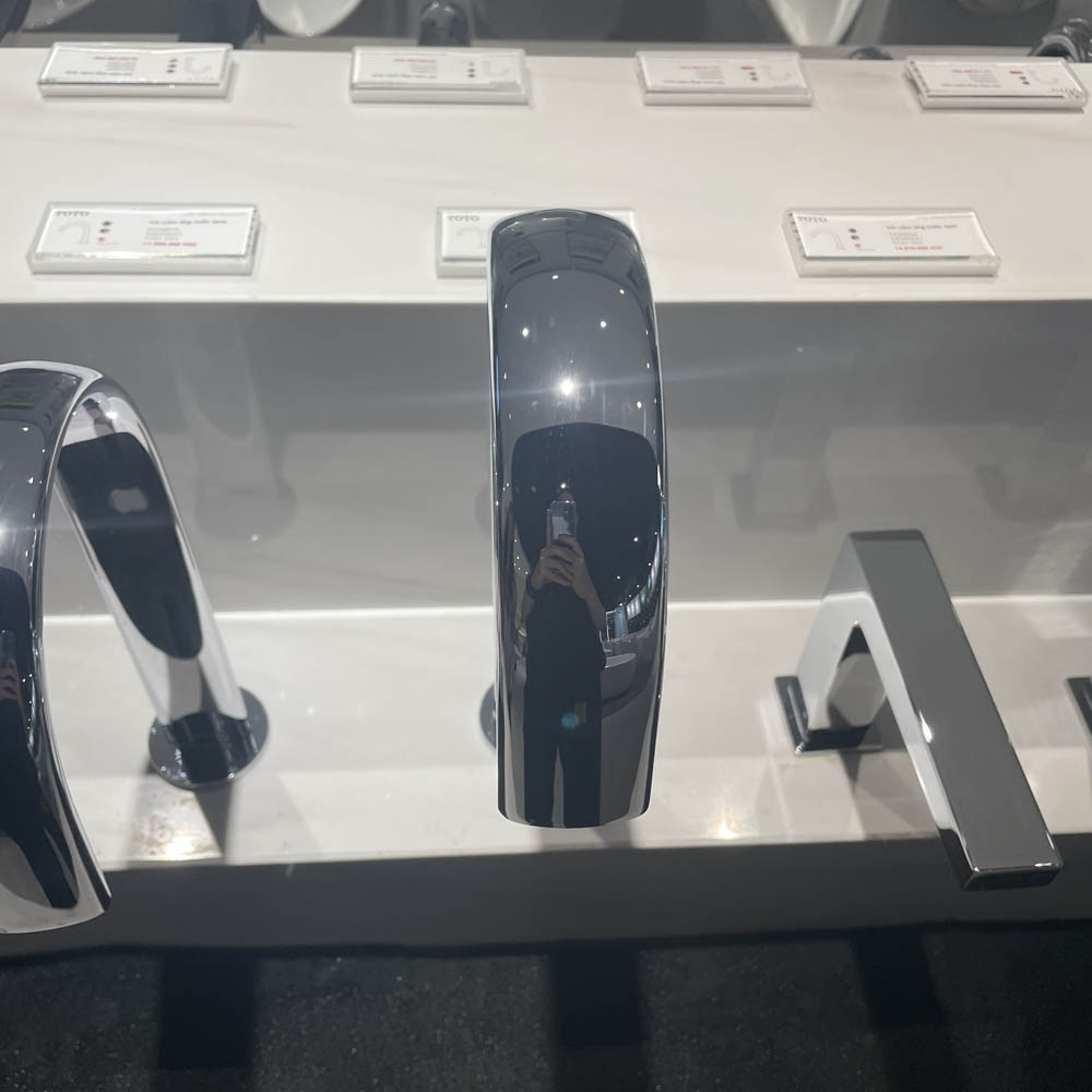 Vòi lavabo cảm ứng TOTO TLE24008A