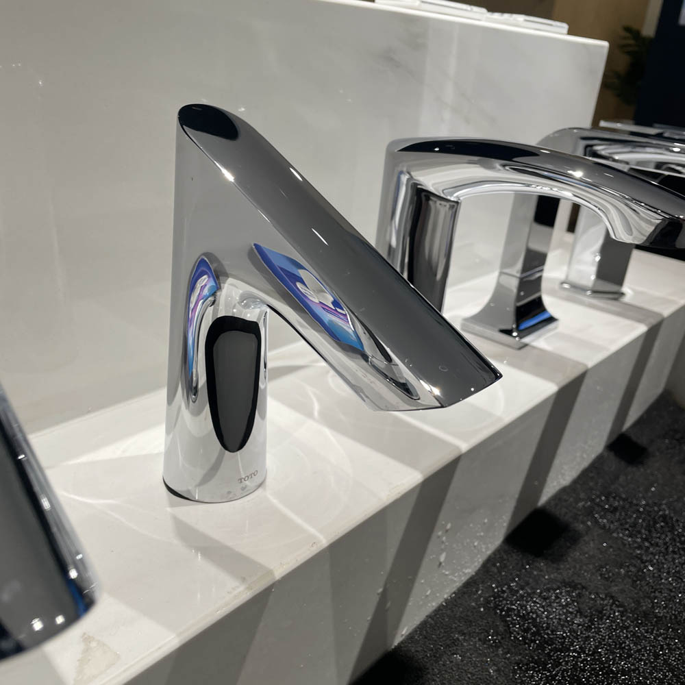 Vòi lavabo cảm ứng TOTO TLE27002A